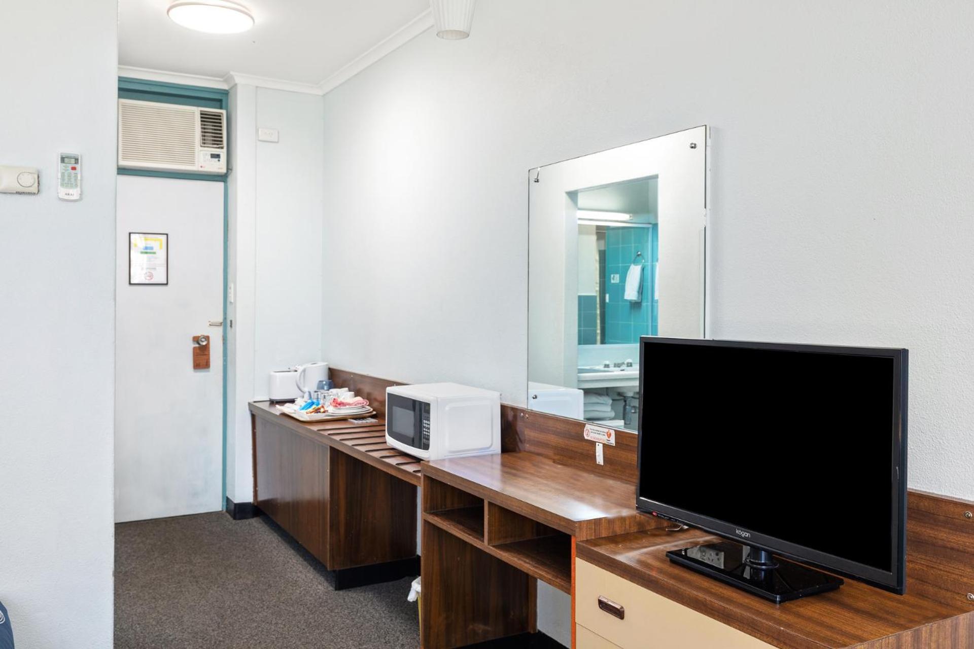 Red Carpet Motel Mount Gambier Room photo