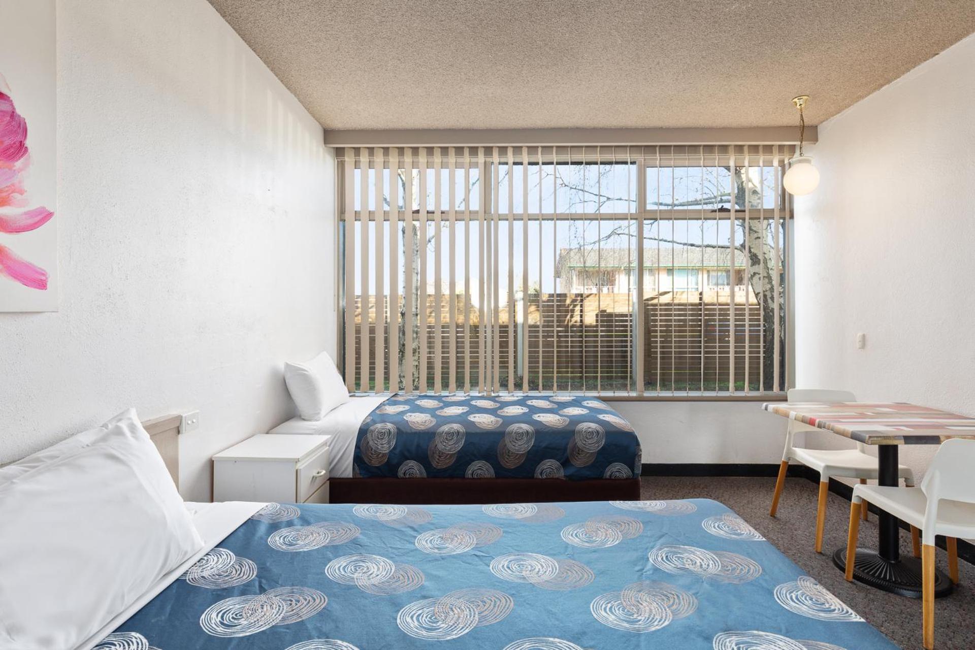 Red Carpet Motel Mount Gambier Room photo
