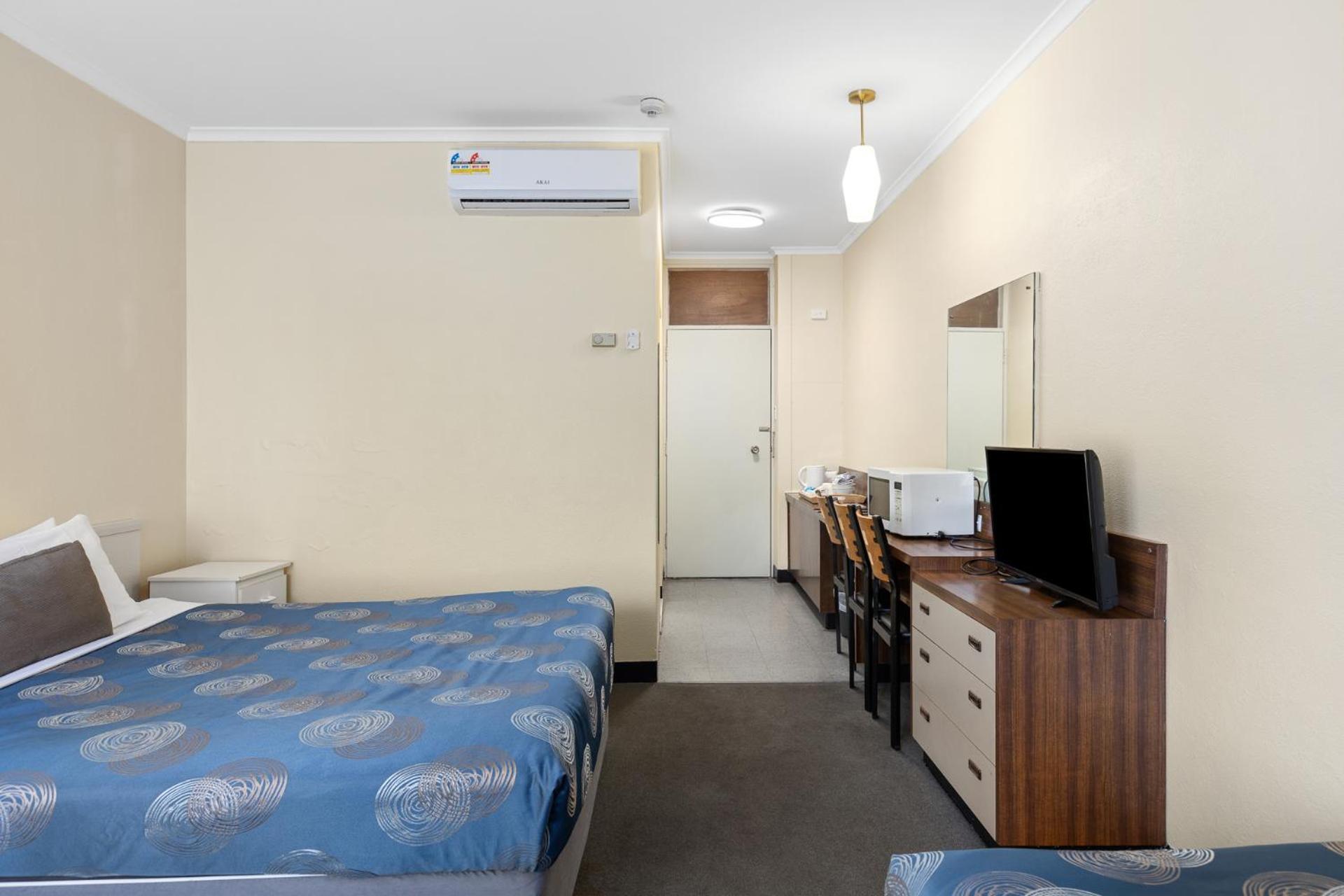 Red Carpet Motel Mount Gambier Room photo